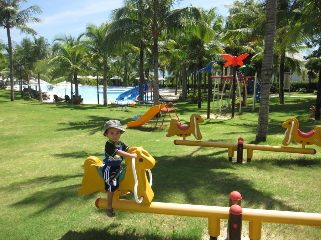 Villa Panda at C Links Golf Resort Mui Ne Exteriör bild